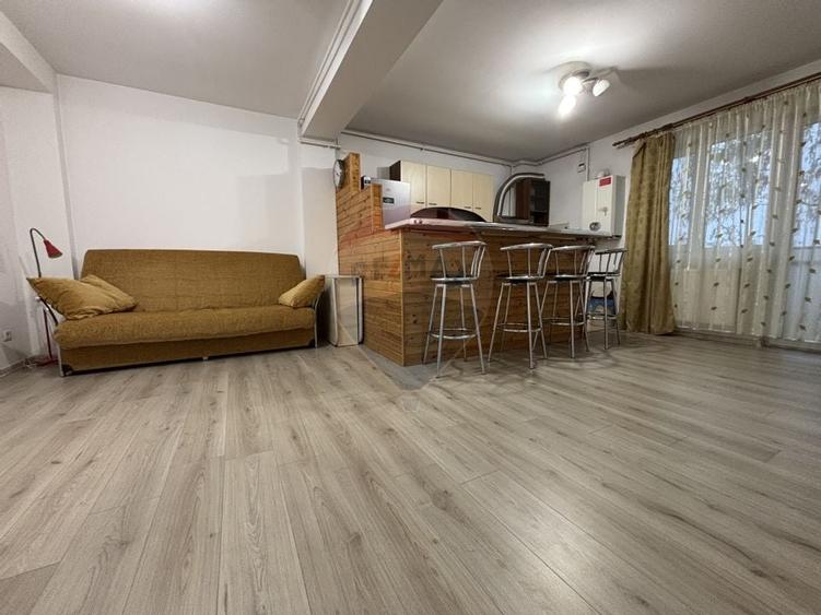 Apartament spatios de vânzare 2 camere EROILOR . VOLUNTARI A3 - 13