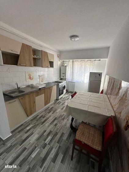 3 camere Tomis III- zona PECO MOL - 500 EURO - 6