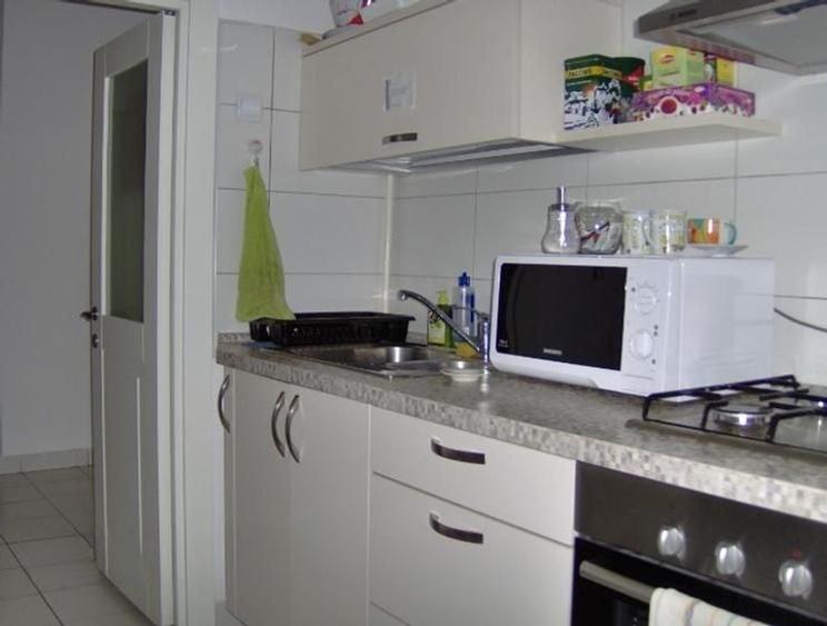 De Inchiriat Apartament 6 camere, C. Victoriei - Sala Palatului sect 1 - 10