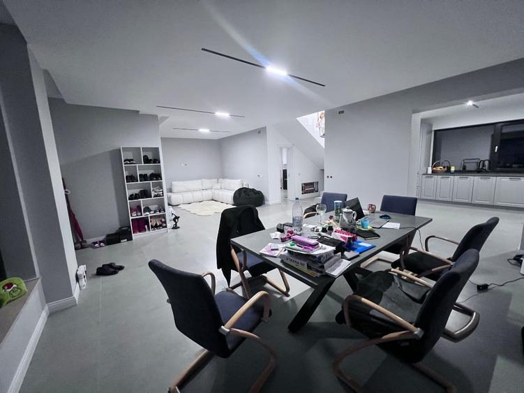 Casa nou construita 2025 de vanzare, proprietate premium, utilata/mobilata - 1