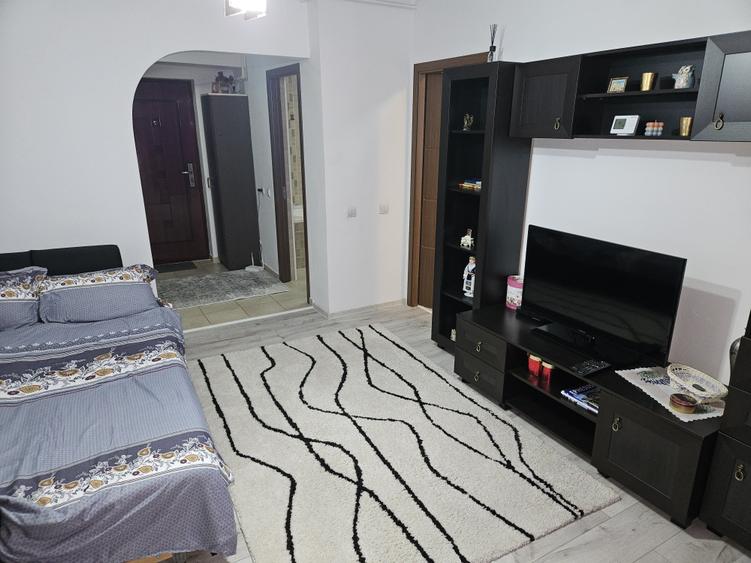 Garsoniera modrna in bloc nou ( bloc Macro ) in Gavana - 5