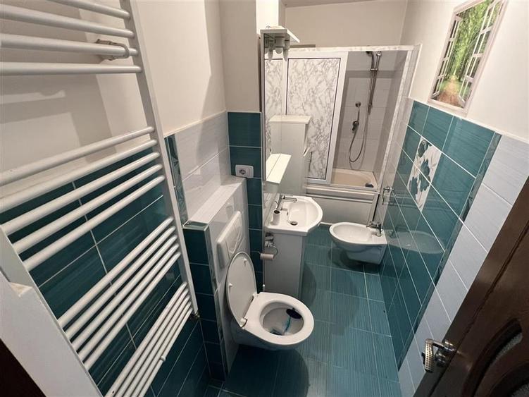 Ap 3 camere,parter, balcon, parcare, boxa, ultracentral- Scoala 9 - 10