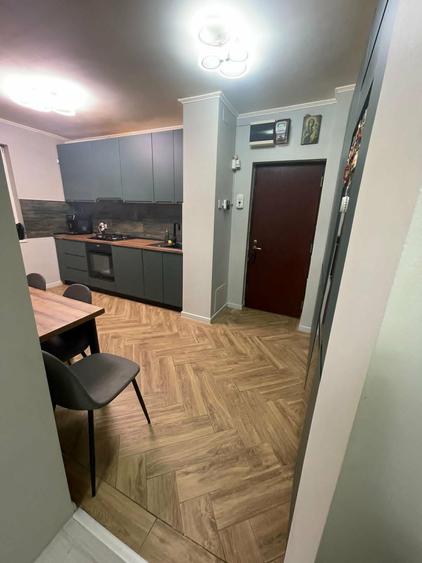 VANZARE APARTAMENT 3 CAMERE -VATRA LUMINOASA-MAIOR CORAVU - 2