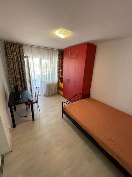 Inchiriez apartament 2 camere zona garii - 2