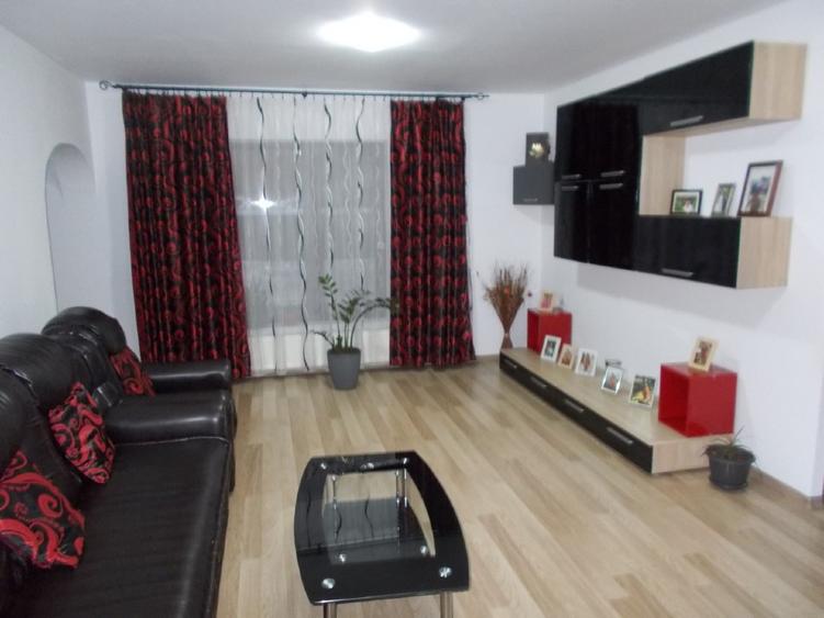 Casa Ianova, parter, 2 camere, 71mp util, 500mp teren, mobilata, utilitati - 1