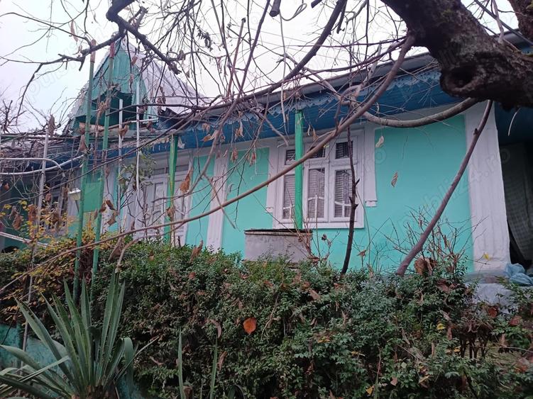 Vand casa Perieni - 3