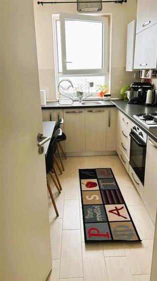 Apartament  2 camere decomandat, mobilat si utilat, parcare inclusa. Zona Tracto - 1