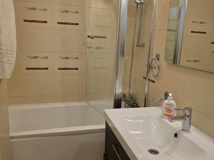 Apartament 3 camere Calea Victoriei colt str.Piata Amzei - 7