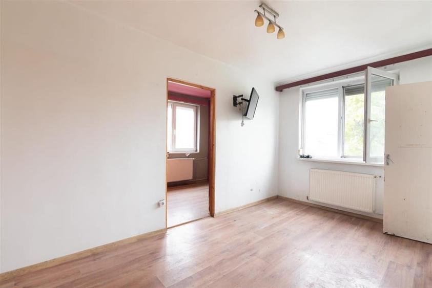 RECO . Apartament cu 2 camere Velenta - 2