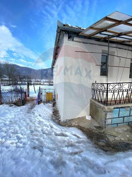 Casa de vanzare cu 3 camere in Axente Sever, jude?ul Sibiu - 7