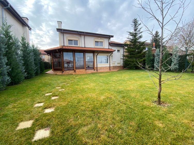 Great villa next to the lake with amazing view - 3