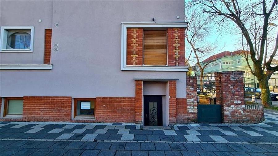 Spatiu SAD , 65 mp utili, Central. - 1