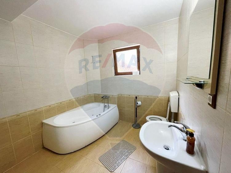 Casa /Vila de vanzare in Durau - 22