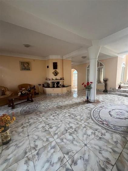 RECO Vila cu 1200 mp teren- Sanmartin-Beverly Hills - 1