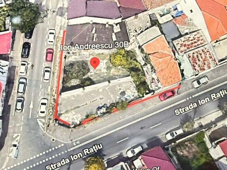 Teren Intravilan de Vânzare în Zona Stadion - 2