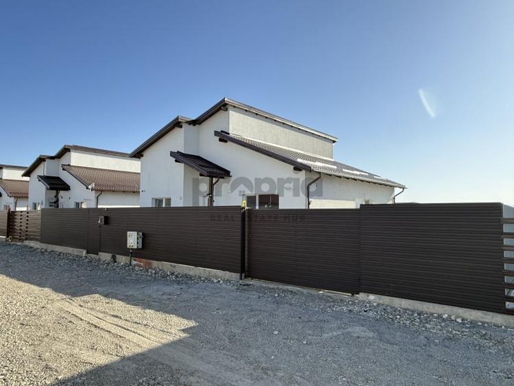 CASĂ PREMIUM CĂRĂMIDĂ + IZOLAȚIE VATĂ BAZALTICĂ - TEREN 668 MP - 2