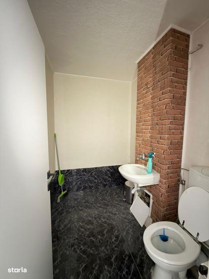 Spa?iu comercial, 28 mp, Mana?tur Pia?a Flora ideal salon de frumuse?e - 3