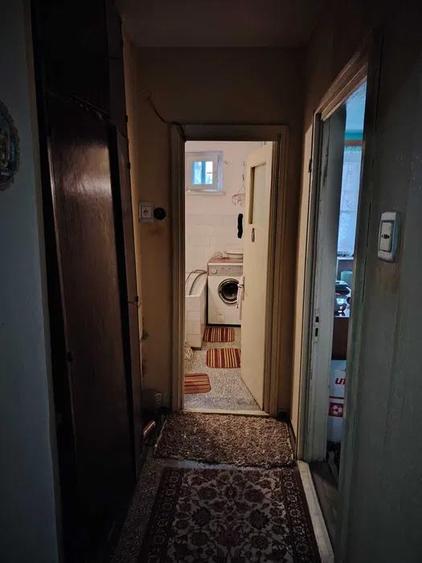 Drobeta Turnu Severin Str. Traian, langa Primarie - 7