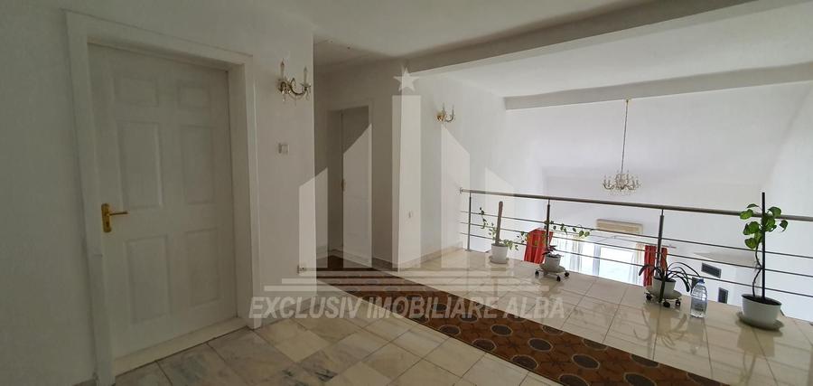 Casa individuala | 240 mp | 730 mp teren | Toate utilitatile | Cetate - 6