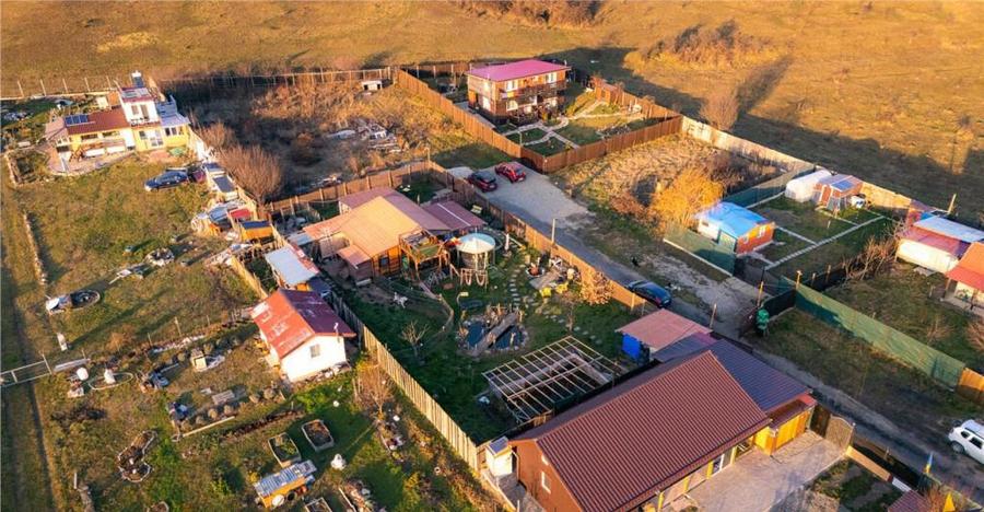 FILM3D!Cabana cu autenticitate, mobilata,utilata,teren700mp, - 11