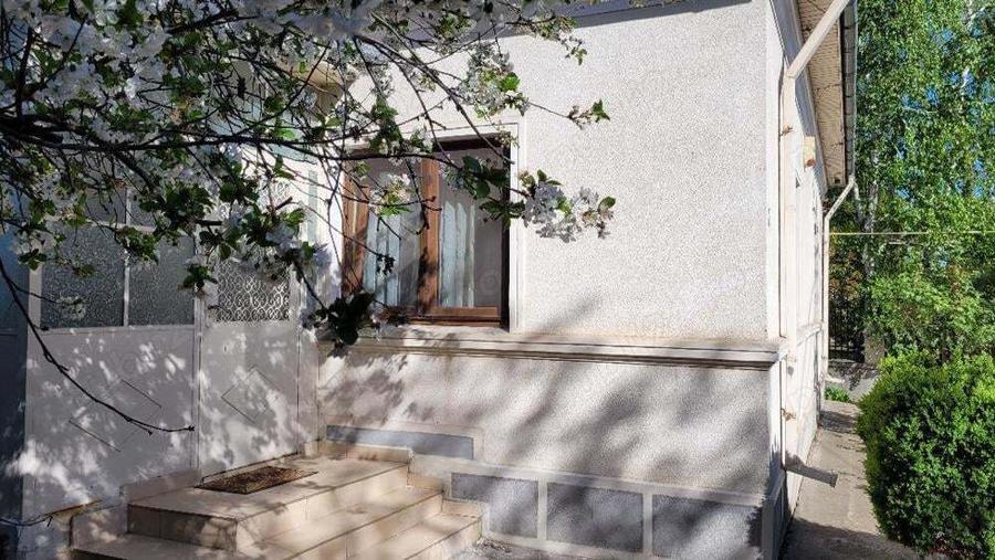 Vand imobil situat in zona ultracentrala a orasului Focsani - 2