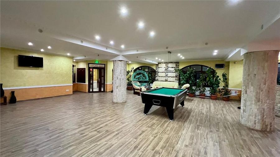 Oportunitate ! Pensiune 7 camere, 4 apartamente, 760mp utili la E60 - 13