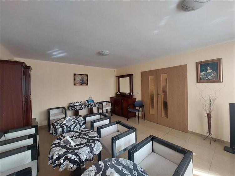 Casa cu 10 camere pentru pensiune sau locuit - 7