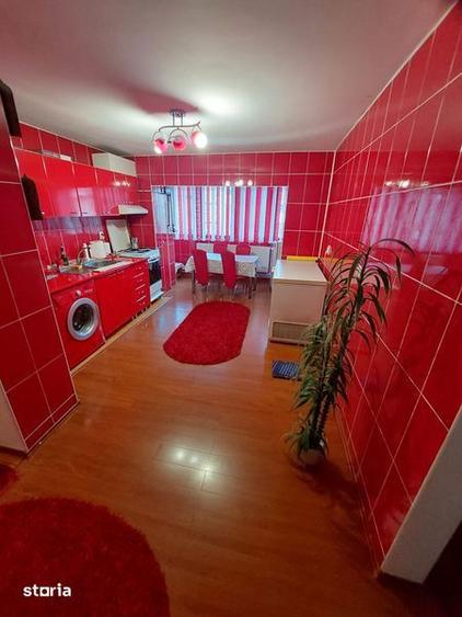 Vand urgent apartament 2 camere - 1