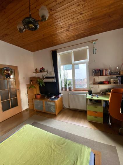 Casă  Parter + Etaj/ 64 mp/ loc parcare in curte/ Dr  Constantin Caracas - 4