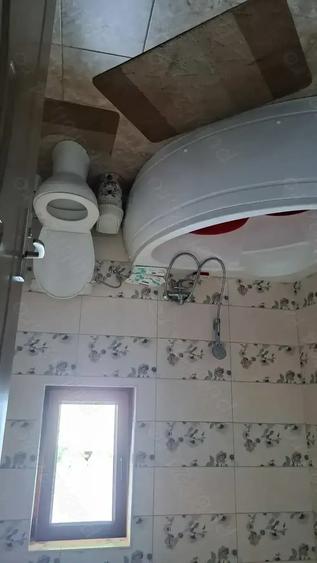 Vind casa Ceuasu de Cimpie 4 camera, living+bucatarie, bucataria mica,2 bai,2 garai,2 terasa 265.000 - 1