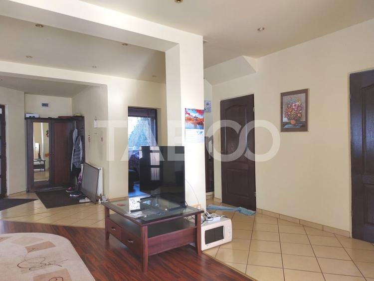 Casa 200 mpu 4 camere curte si gradina zona linistita Talmaciu - 5