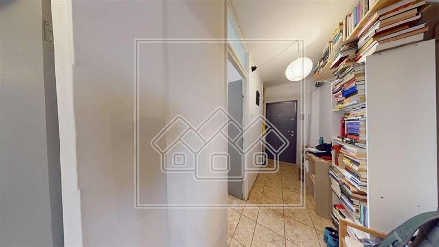 Apartament de vanzare in Sibiu - 2 camere, balcon - Calea Dumbravii - 10
