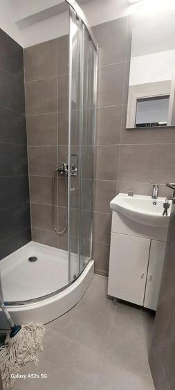 Garsoniera ,Tractorul , la 2 minute de Coresi - 2