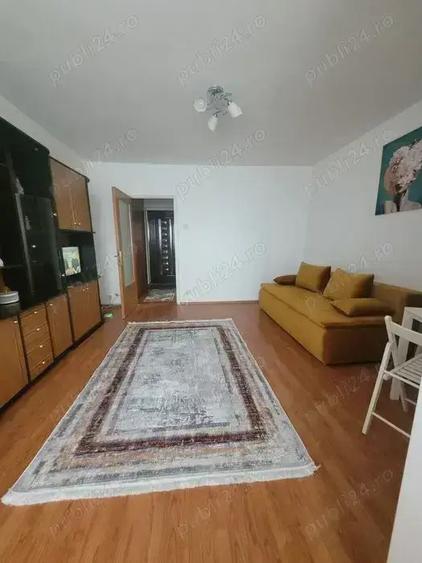 1 Camera decomandat garsoniera pentru o fata singura - eleva studenta - 4