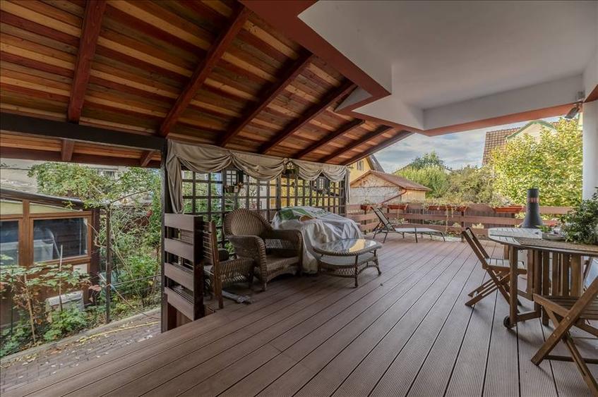 Vila   de LUX la vanzare in  Parcul Sub Arini - 9