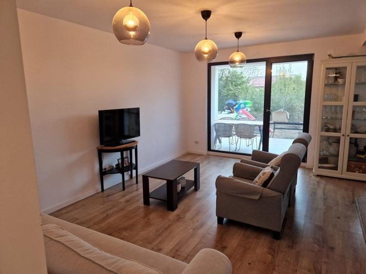 VILA COCHETA IN OTOPENI ODAI - 19