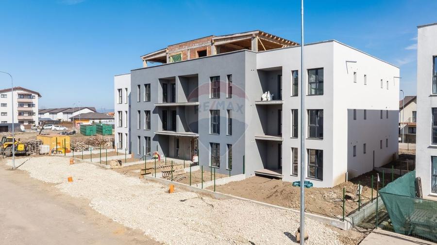 Comision 0% | Garsonieră cu grădină inclusă – 39 mp utili – Sânpetru - 1