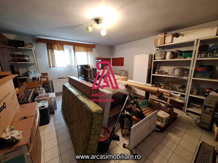 Casa de vanzare 7 camere, teren 1000 mp Sub Arini! - 8