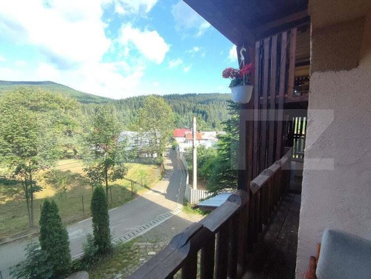 Pensiune 12 camere, 1500 mp teren, Sucevita - 6