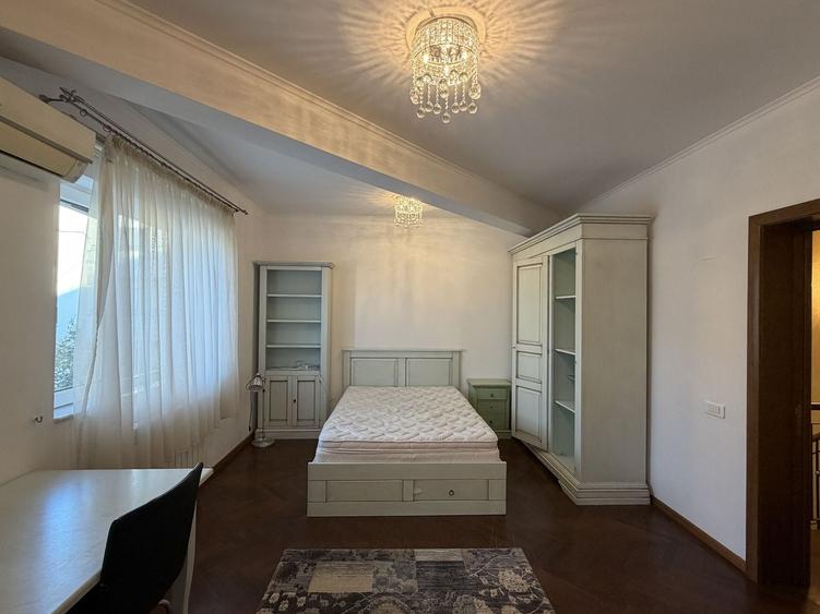Casa Herastrau - 11