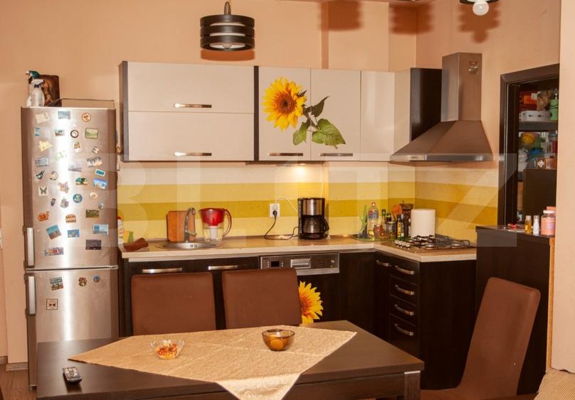 Apartament in vila, 80mp  loc parcare, mobilat, zona Centru Istoric 530 mp curte - 3