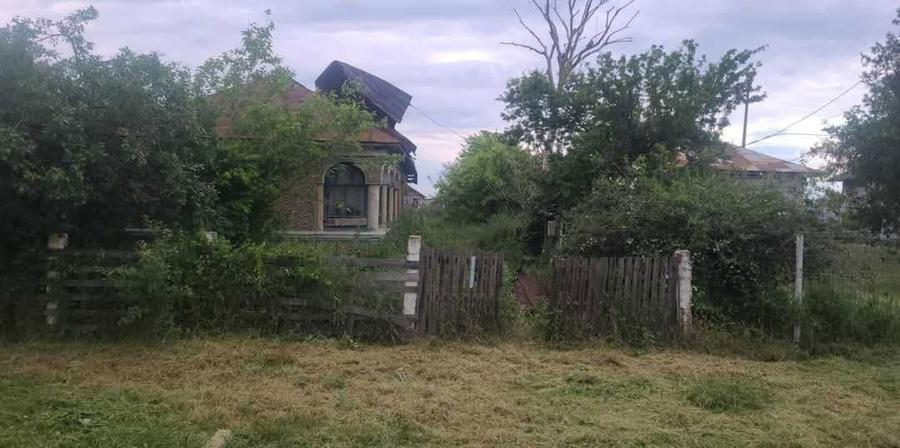 Loc ce vanzare comuna Sarbeni - 5