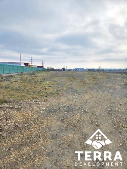 Teren intravilan 5000 mp | Zona Ancora - aproape de autostradă - 5