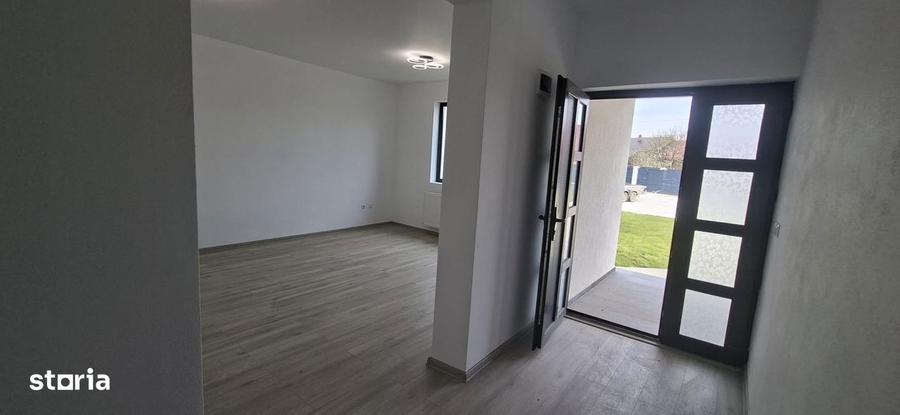 Casa cu 3 camere 80mp, teren 650 mp, intabulata centru Holboca - 18