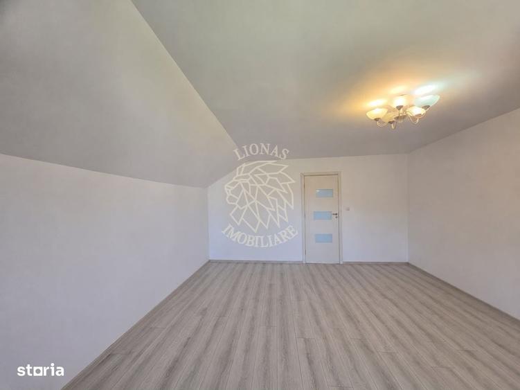 Apartament cu 3 camere în Central — fotografia 3