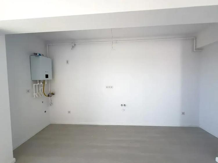 Apartament cu 2 camere semidecomandat în Theodor Pallady