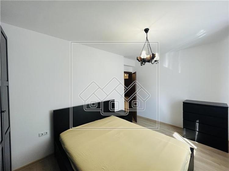 Ap cu 3 camere si balcon, mobilat si utilat, 72 mp, Kogalniceanu - 7