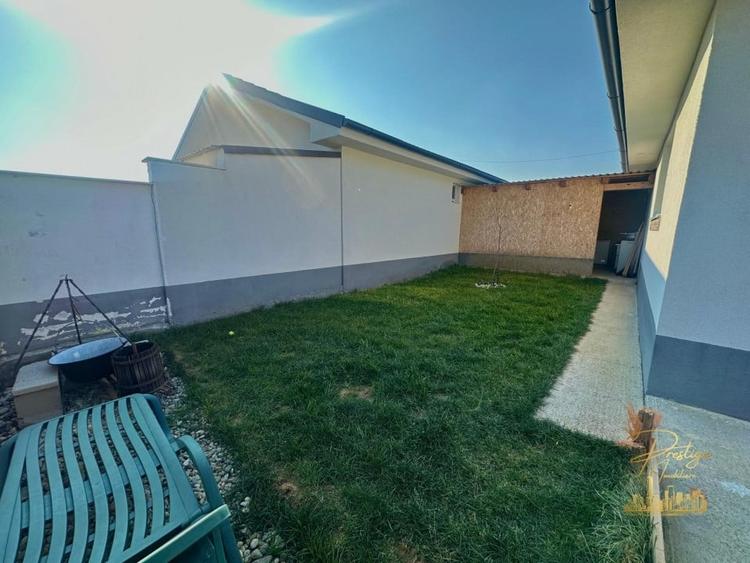 Casa cocheta cu 3 camere si garaj de vanzare in Nojorid - Bihor - 14