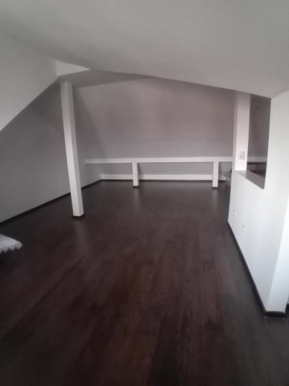 Casa cu 4 camere, Valea Adanca-5 drumuri - 18