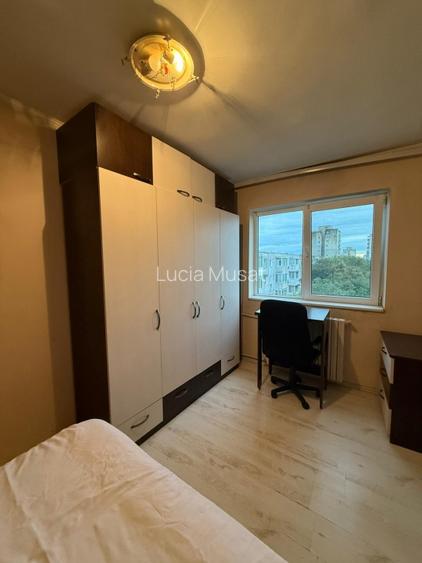 Zona Tomis Nord - Apartament 2 camere semidecomandat